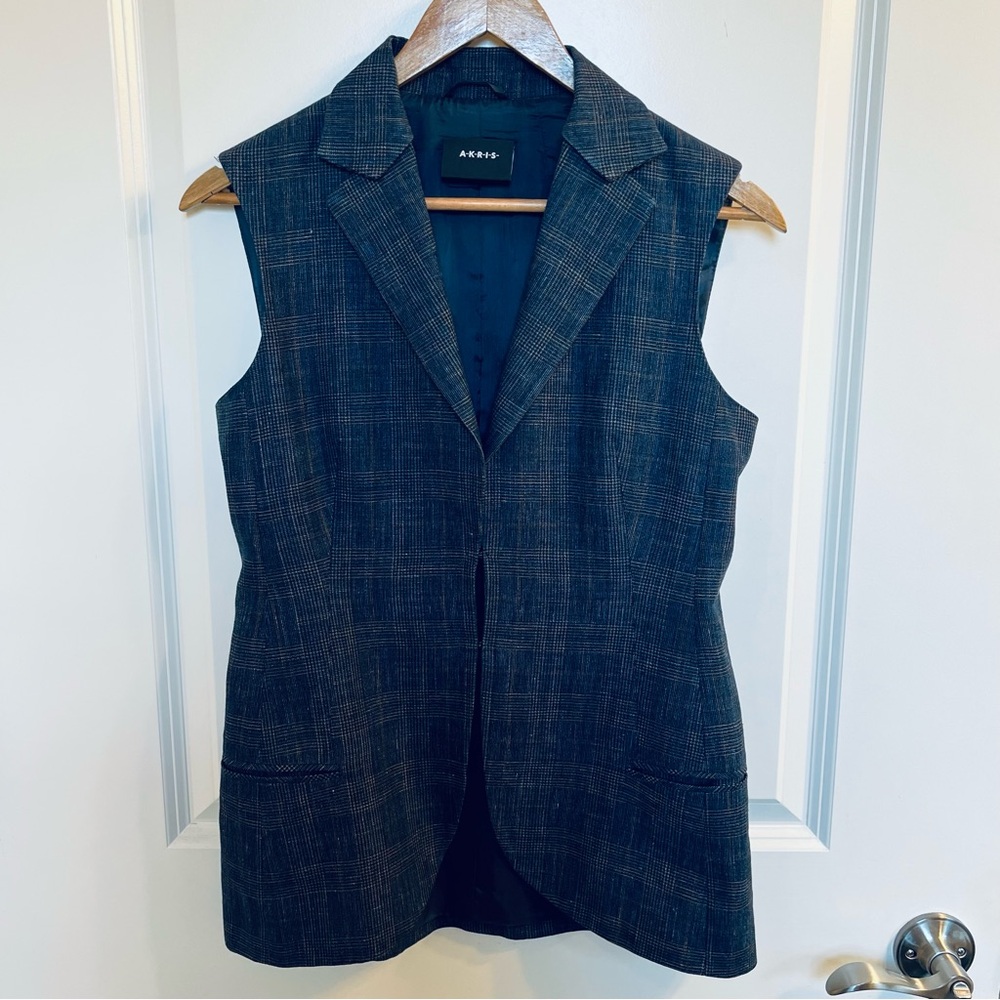 Women’s Navy Akris Black Label Vest